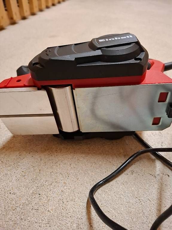 Tutte le macchine: elektro handhobel einhel – Usato da Schliern b.Köniz venduto da Nalsa