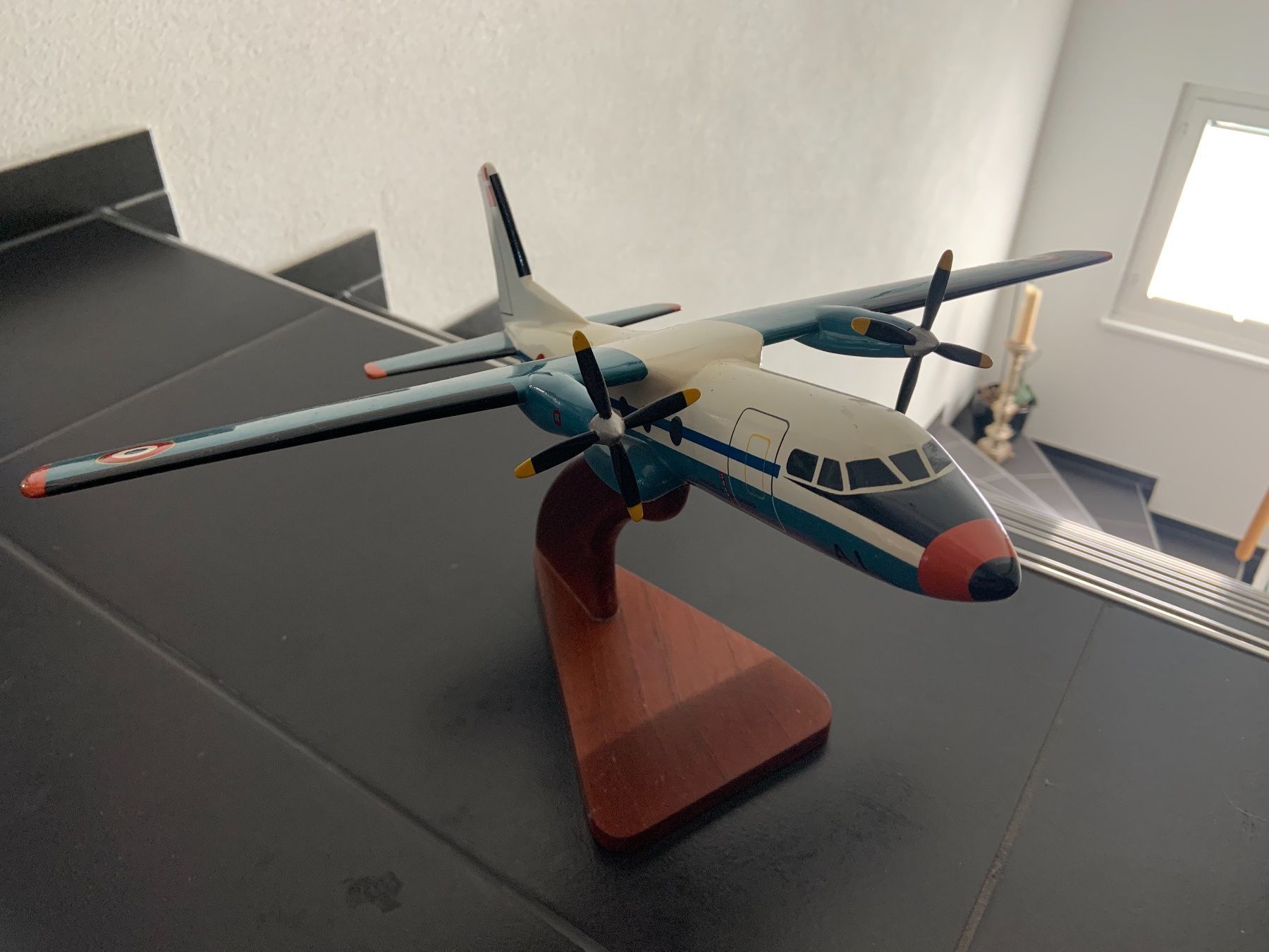 Modellbausätze & Standmodelle: Flugzeug aus Holz – Neu und originalverpackt aus Wilen b. Wollerau von Loonyacht 1