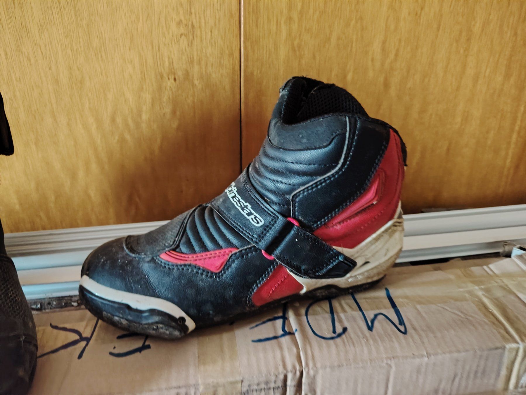 Alpinestars Chaussures hommes: Chaussures moto Alpinestars – D'occasion à Neuchâtel par Mitchi28