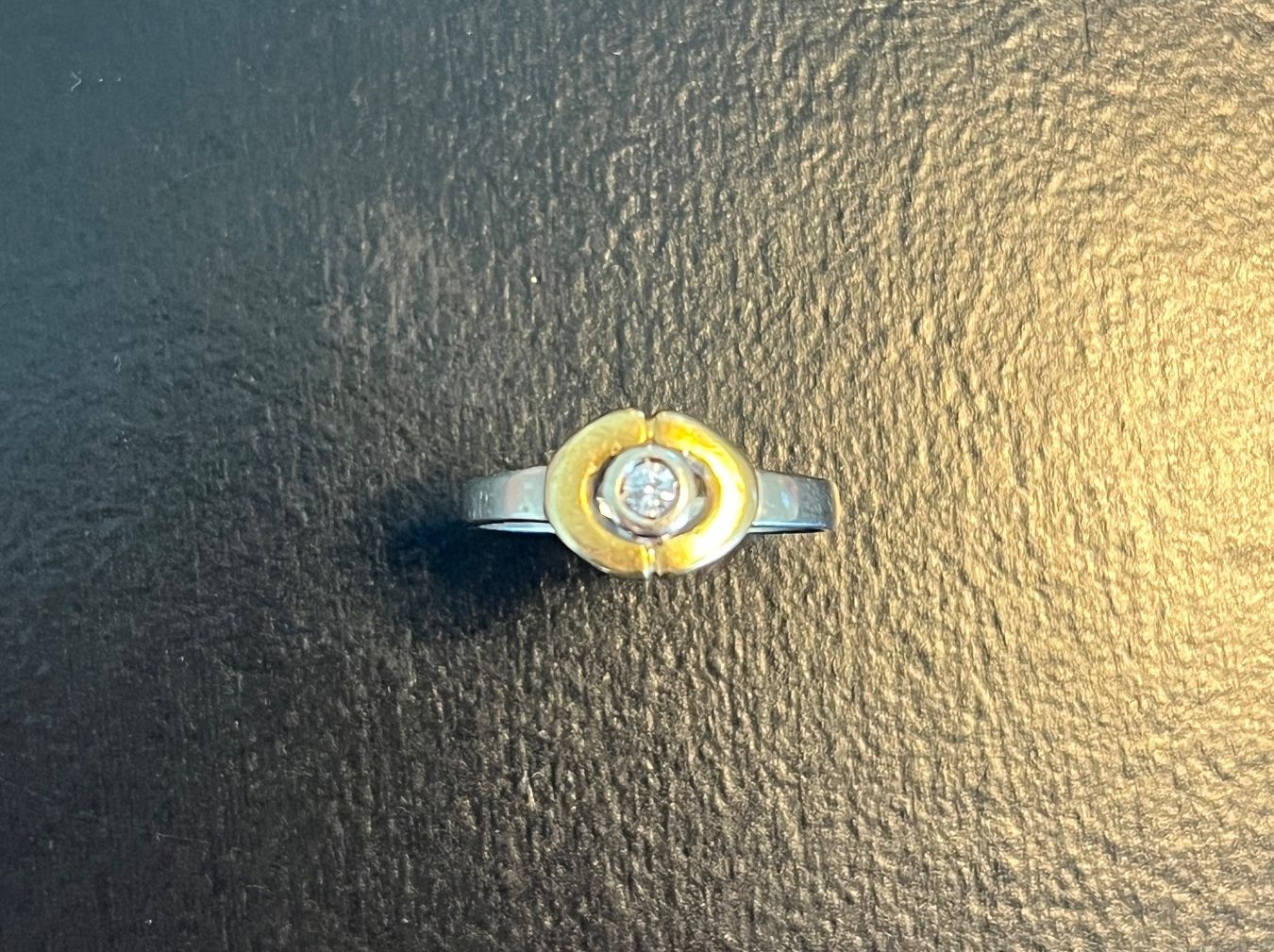 Anelli: Goldring 750 mit Brillant – Usato da Ossingen venduto da Silver-collector