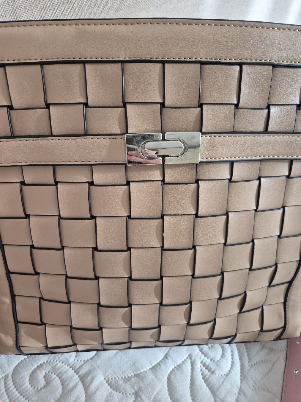 Taschen für Damen: Tasche von IPEKYOL – Gebraucht aus Kloten von Tombili 1