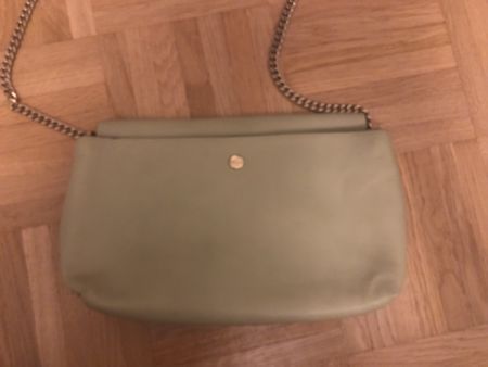 Sac en bandoulière avec chaîne dorée Zara