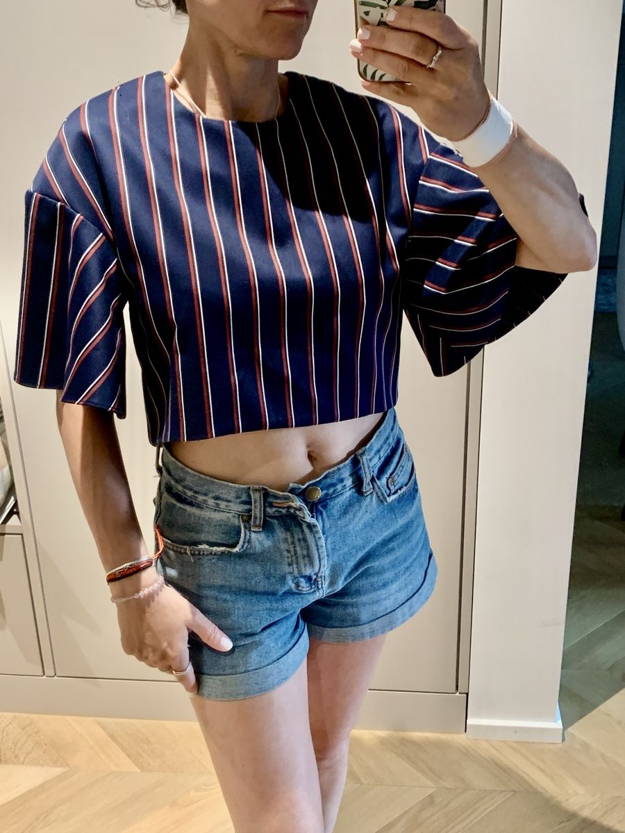 Closet London Camicette: TOP CLOSET Elegant Crop Top S/M – Usato da Zürich venduto da Angela_Fashion_Lover 1