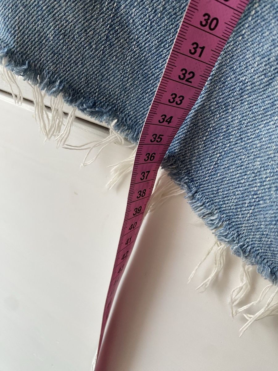 Levi's Pantaloni: LEVIS 15 – Usato da zürich venduto da venezi 2