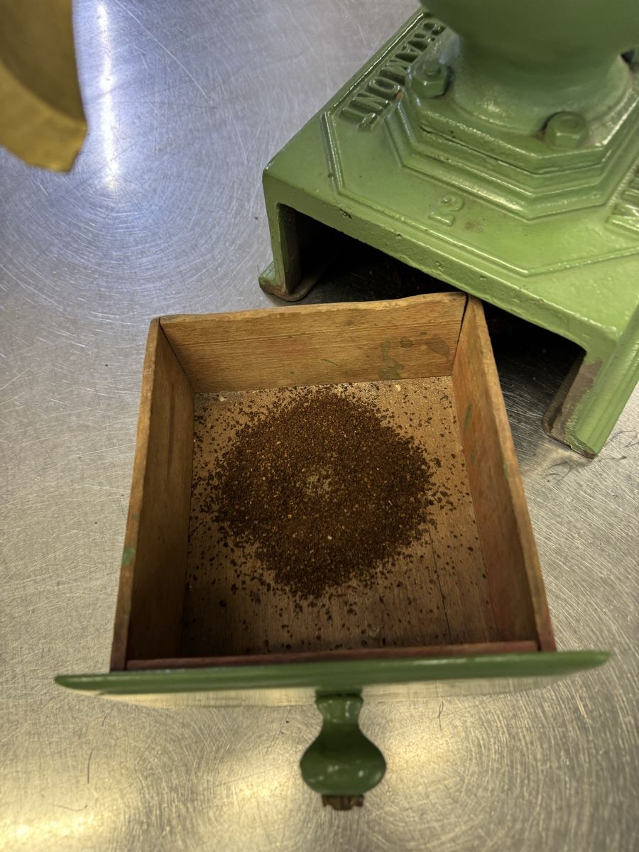 Elettrodomestici da cucina: MUTZIG FRAMONT KAFFE MÜHLE ALT – Usato da Zürich venduto da Jaskoch 2