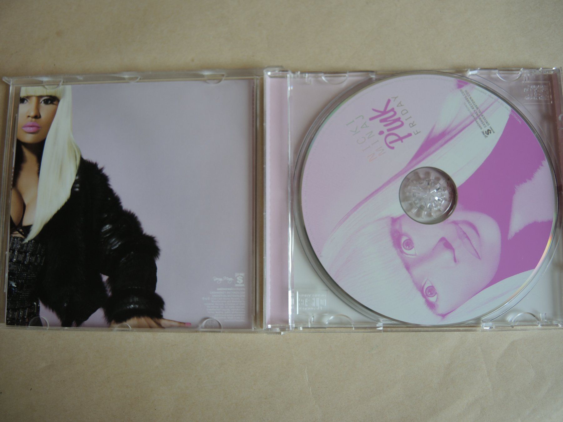 CD: CD - NICKI MINAJ Pink FRIDAY – Usato da Rorschach venduto da maeck8 1