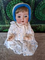 Antike süsse Porzellankopf- Puppe, 40cm