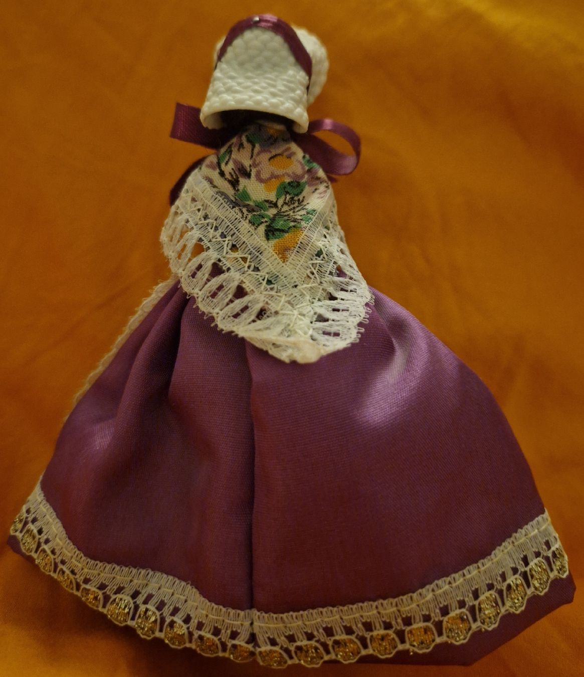 Bambole: Traditionelle Trachtenpuppe – Nuovo (secondo la descrizione) da Zürich venduto da ant_kk8r 1