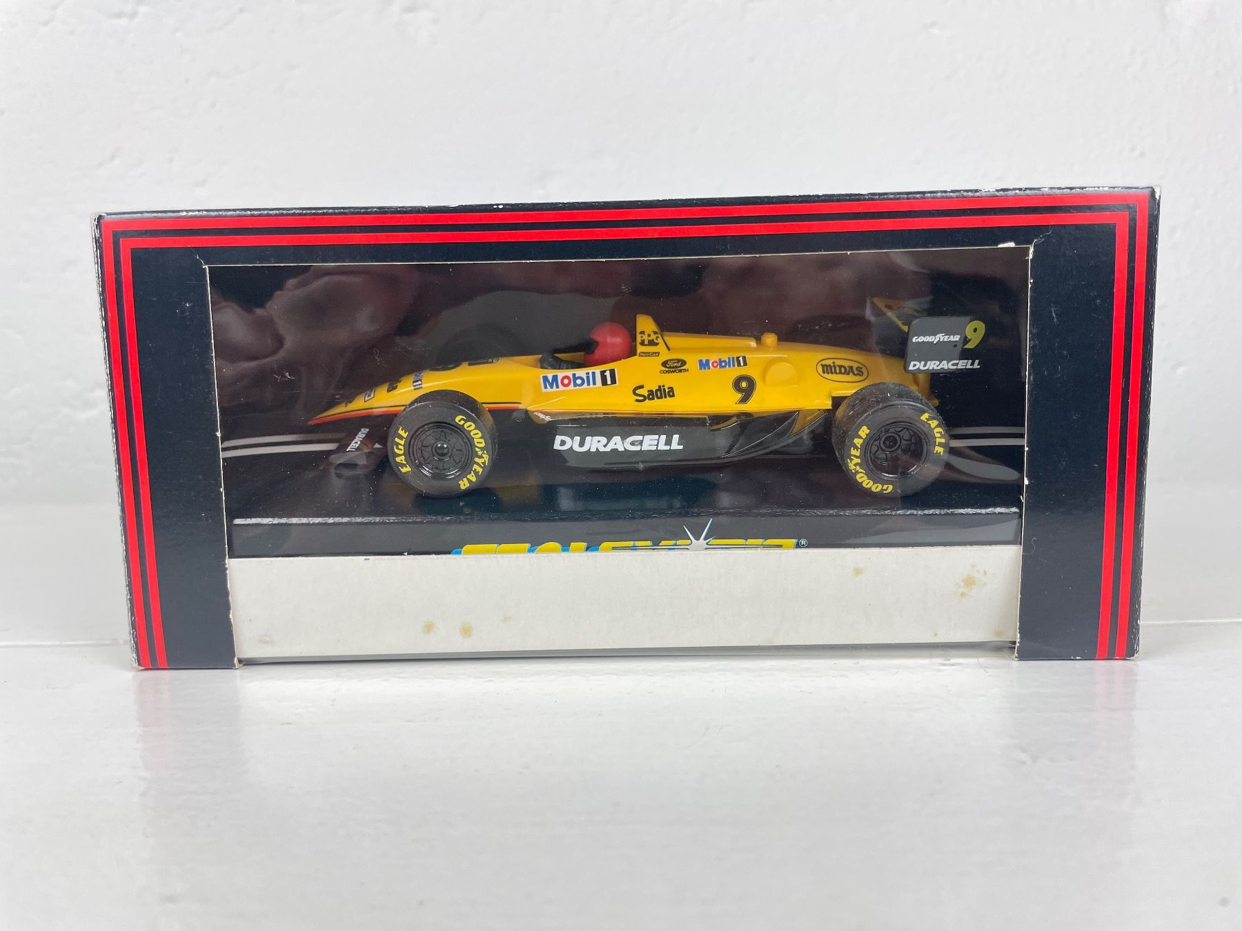 Carrera Piste: Scalextric C194 Team Duracell #9 – Nuovo (secondo la descrizione) da Genthod venduto da lightyear63