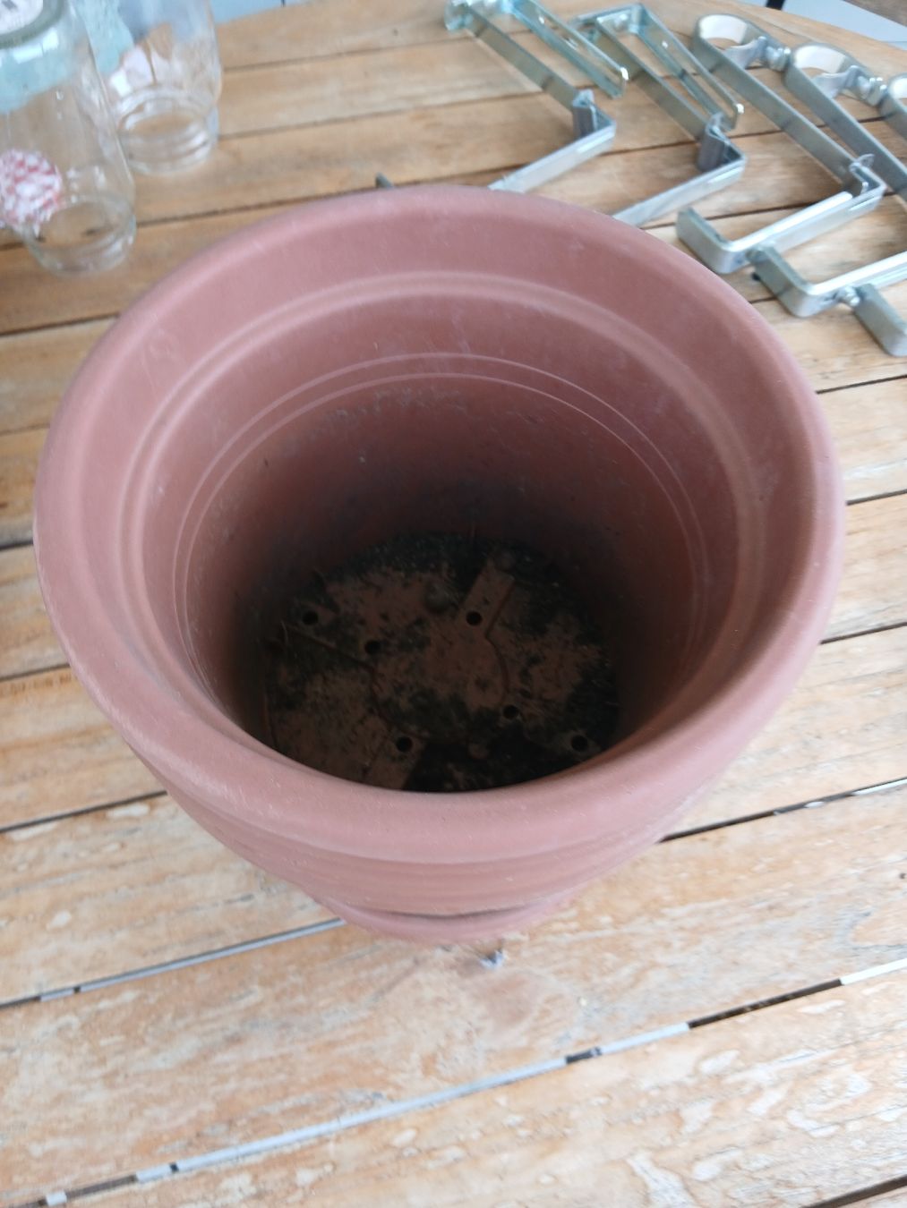 Pots de fleurs: Blumentöpfe braun 6er Set mit Untersetzer gebraucht – D'occasion à Effretikon par ann_mg5q 1