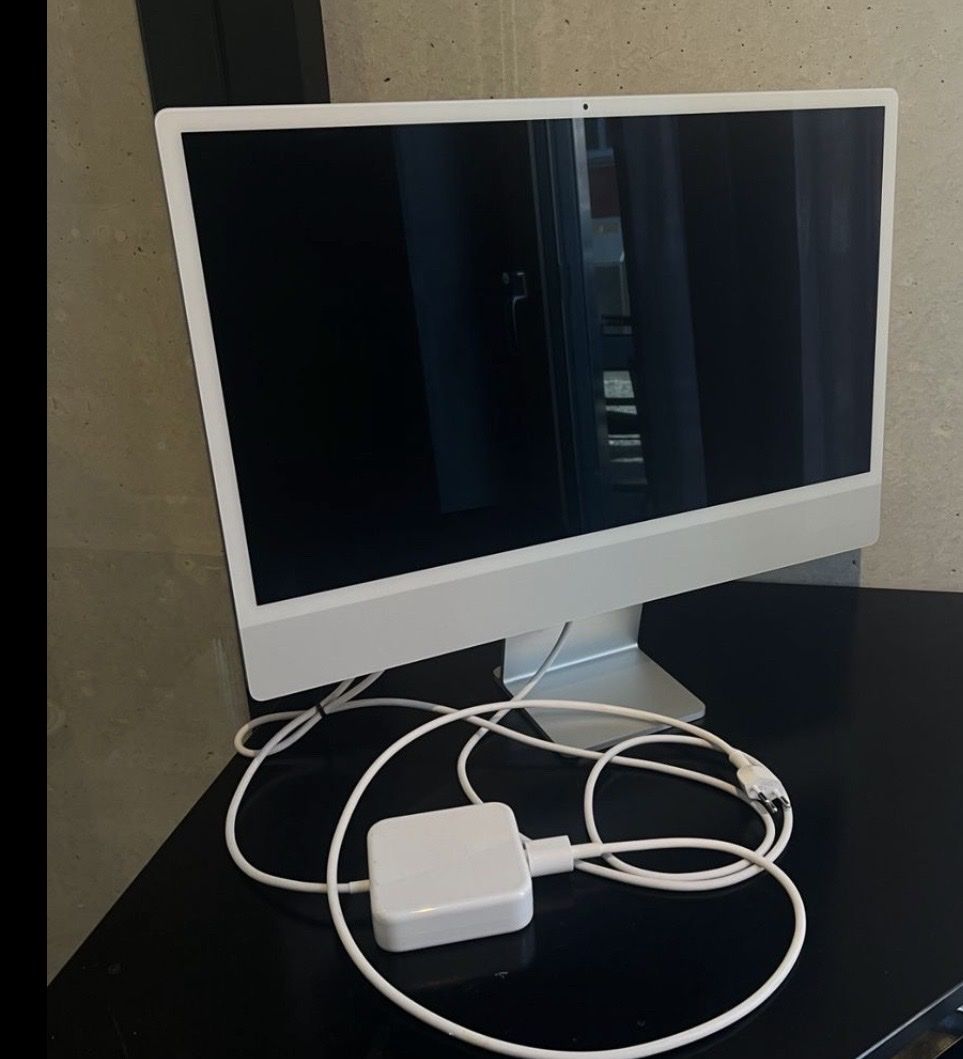 Apple PCs: Apple iMac 24 – Défectueux à Adliswil par Busys