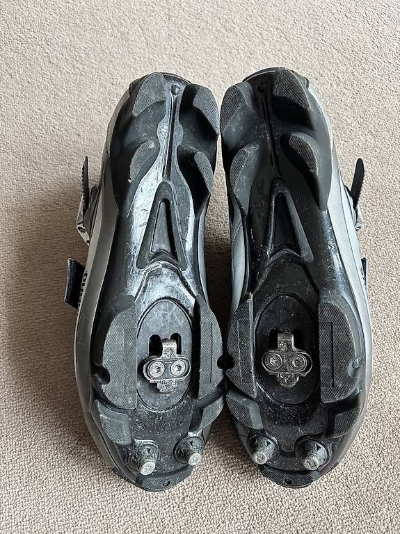 Chaussures hommes: Chaussures VTT Shimano SPD  taille 44 – D'occasion à Jussy par bru_xl8z 3