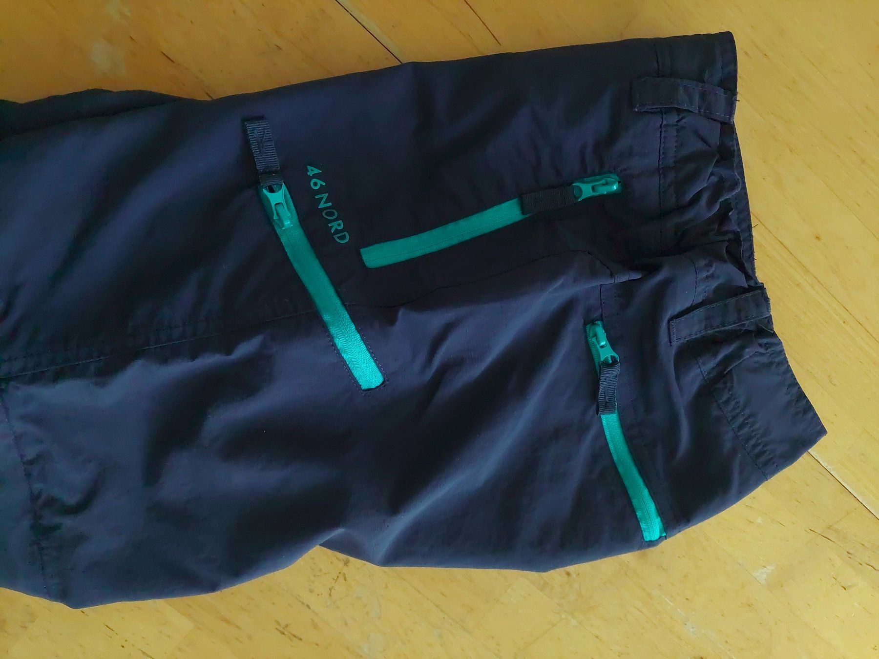 46 Nord Pantaloni: Wanderhose 46North  Gr. 152 – Usato da Dietikon venduto da Giraffaella 2