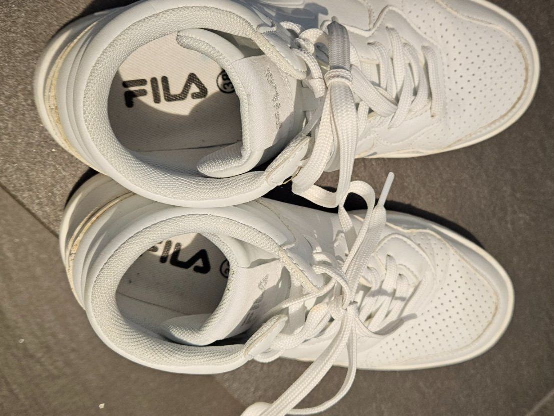 Fila Scarpe da uomo: FILA Sneaker, Gr.38 – Usato da Balgach venduto da silvia2030 3