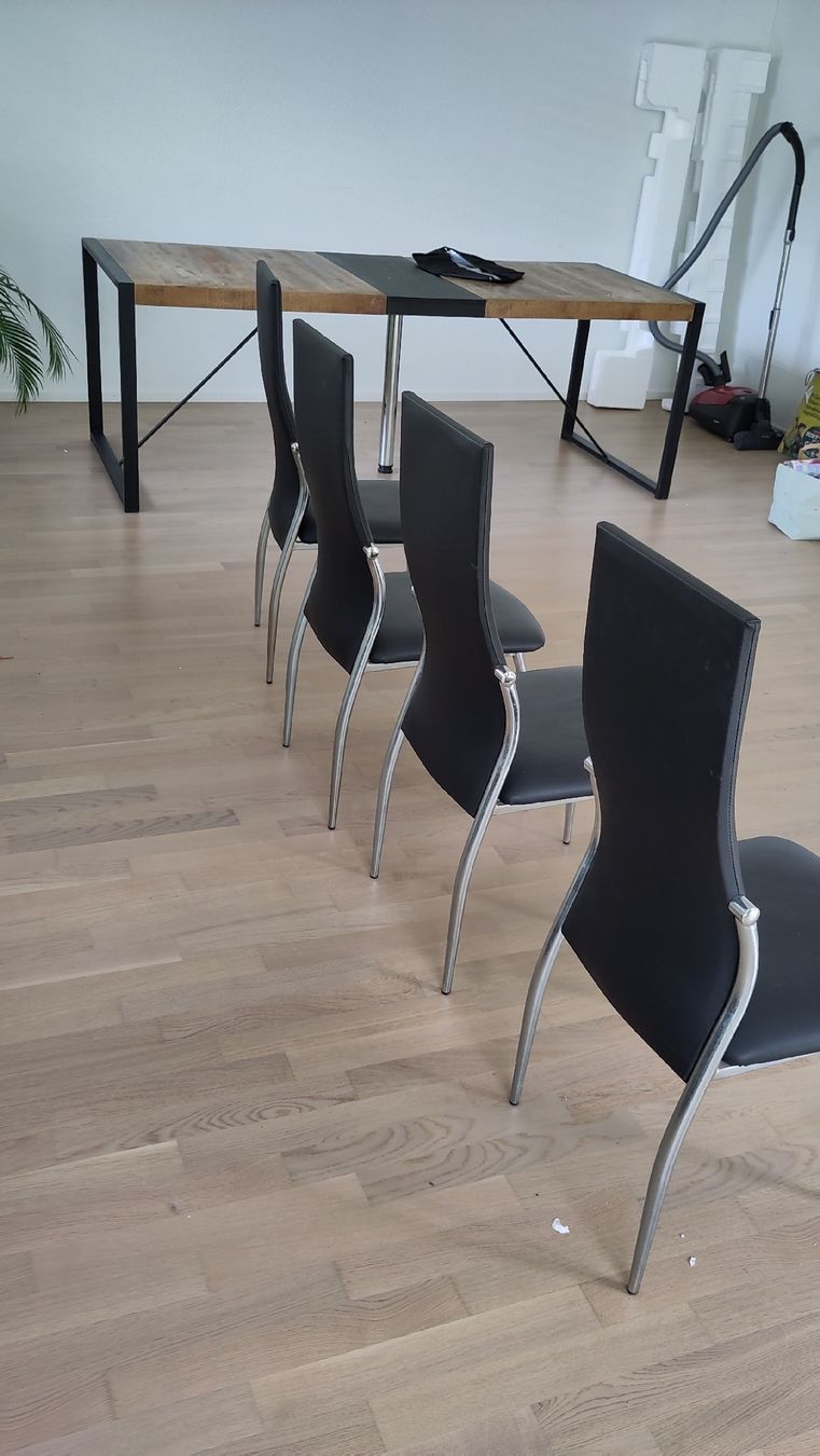 Sedie: Esszimmerstühle 4er Set Schwarz – Usato da Glattpark(Opfikon) venduto da gia_55rs 2