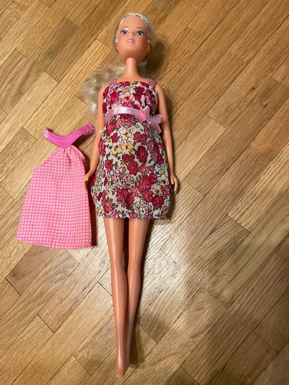 Barbie enceinte  Acheter sur Ricardo