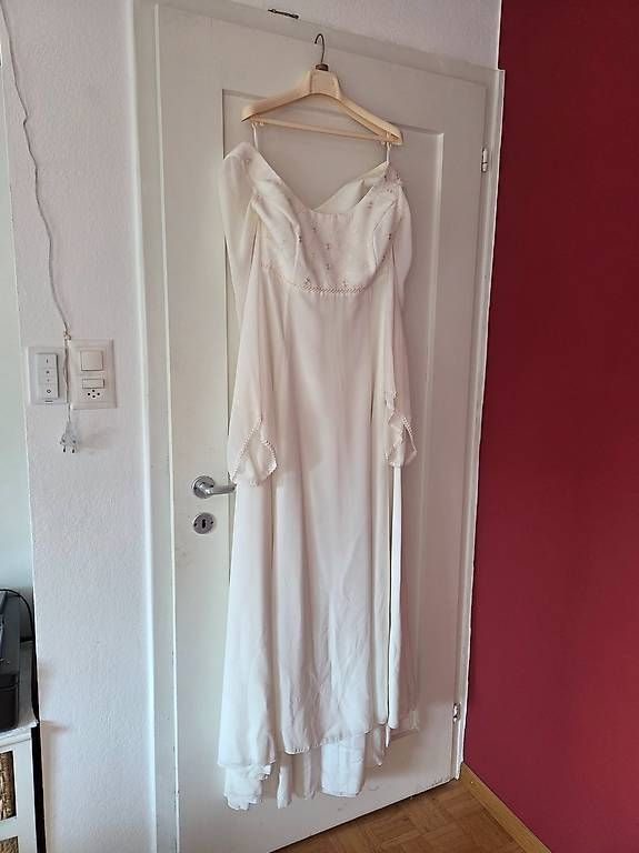 Vestiti: Hochzeitskleid creme  – Usato da Pratteln venduto da Solitair1a