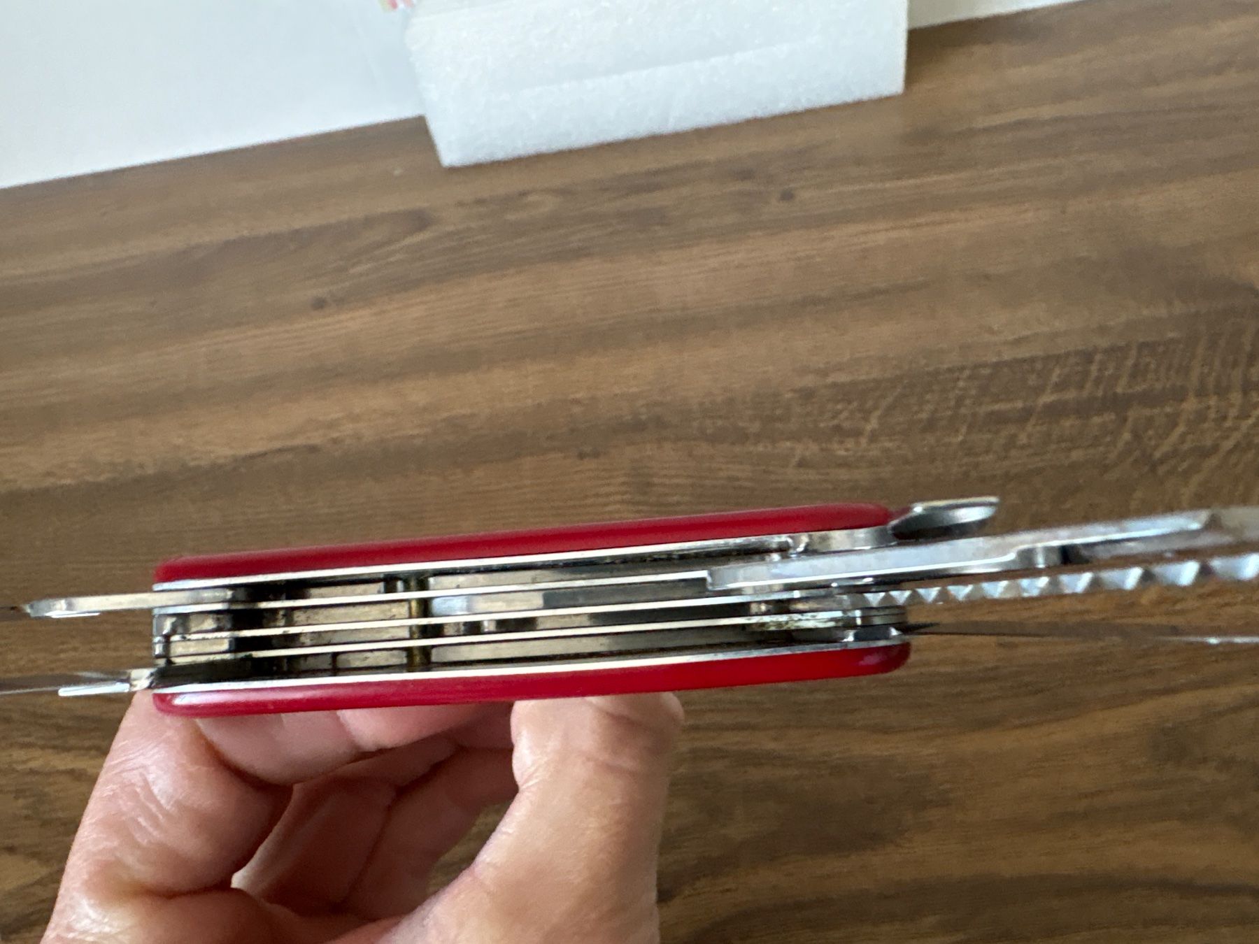 Victorinox Coltelli tascabile: VICTORINOX - Huntsman - Sackmesser – Usato da Andwil SG venduto da Rainboli 7