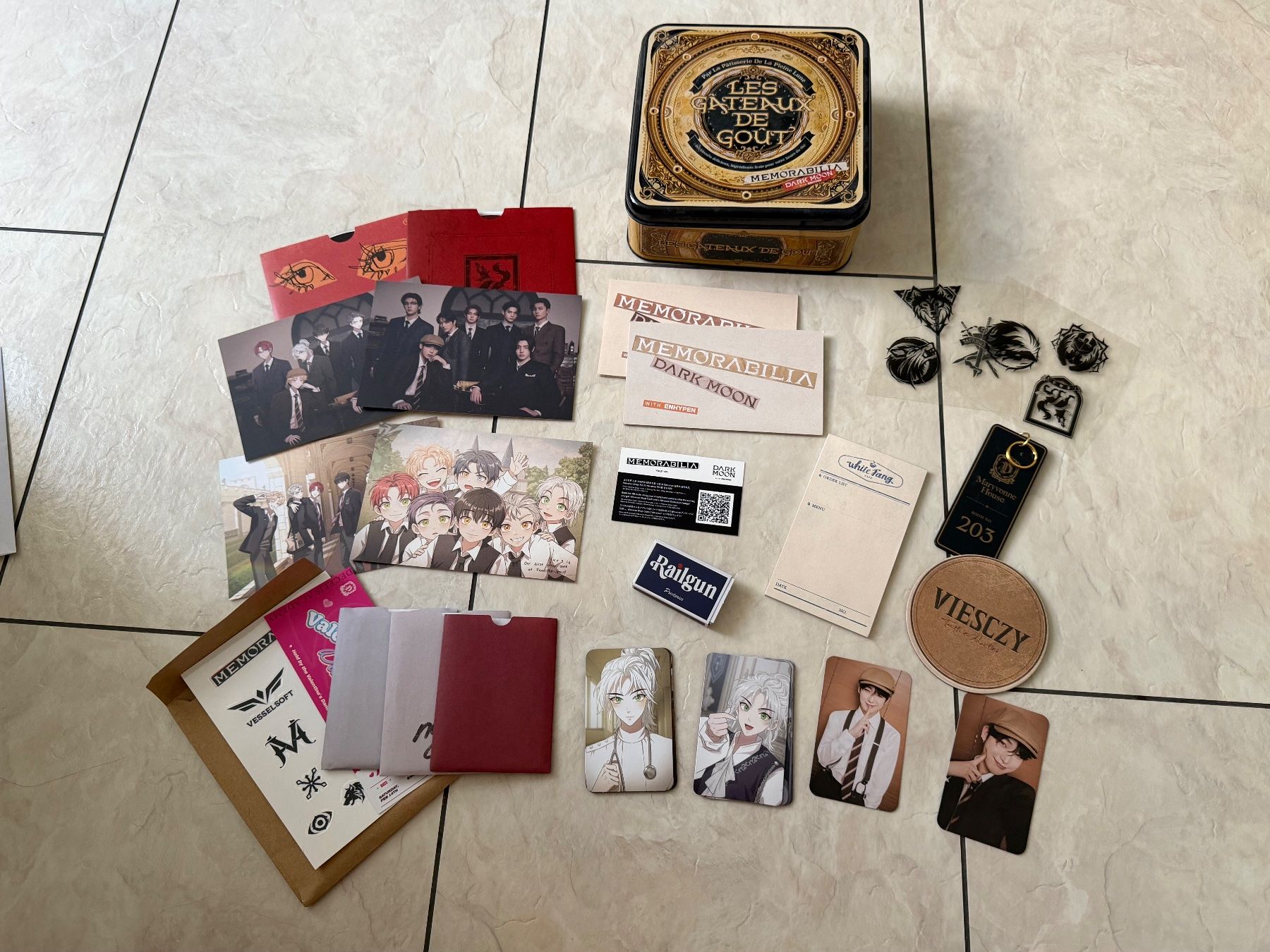 CD: Enhypen, Memorabilia – Usato da Uetikon am See venduto da m1384 1