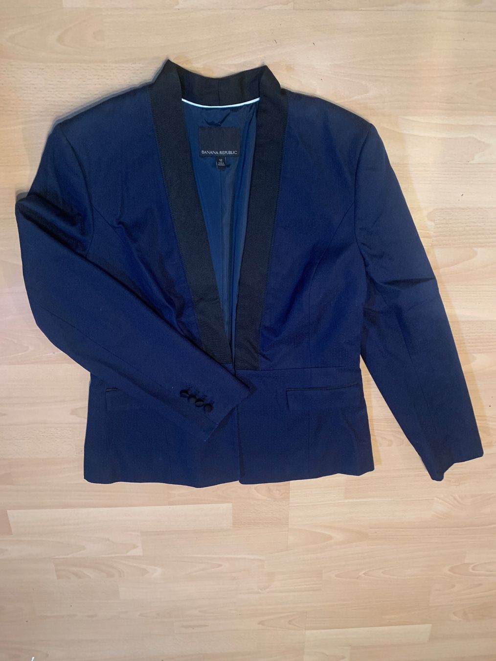 Banana Republic Giacche: Banana Republic Blazer dunkelblau – Usato da Wohlen AG venduto da Lunas_Closet 3
