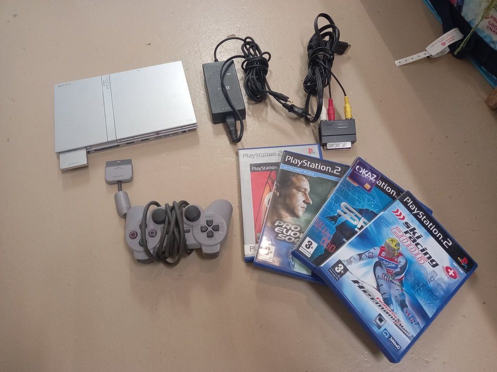 CONSOLE SONY PLAYSTATION 2 PS2 fat + carte mémoire + 3 jeux EUR 39,99 - FR