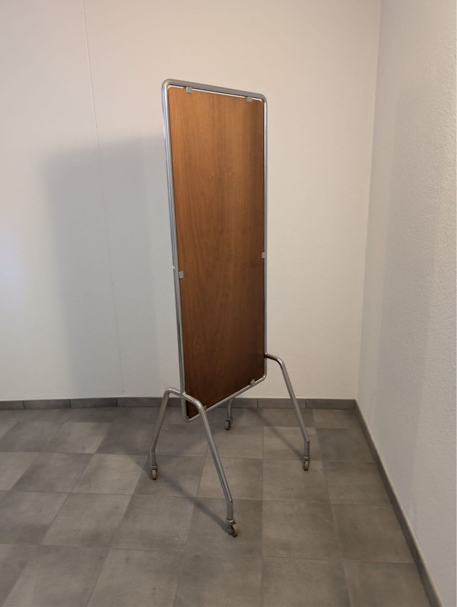 Miroirs: Standspiegel auf Rädern – D'occasion à Adlikon b.Regensdf par kat_7btp 2