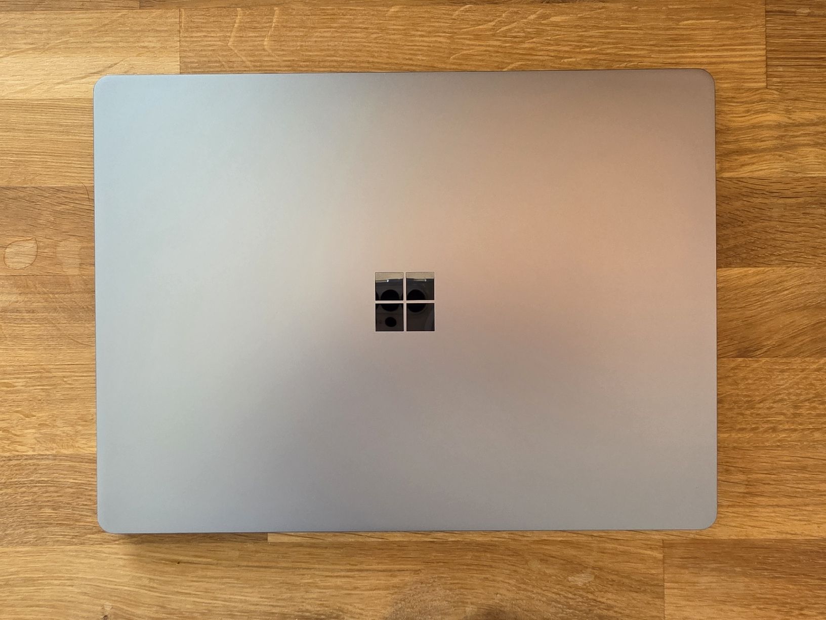 Microsoft Notebook: Microsoft Surface Laptop Go 3 in Eisblau 16GB RAM 512GB SSD – Usato da Root venduto da Shadow86 1