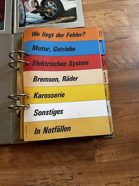 Libri: Selbst Hilfe Autobücher und Ordner  – Usato da Wollerau venduto da michel31 2
