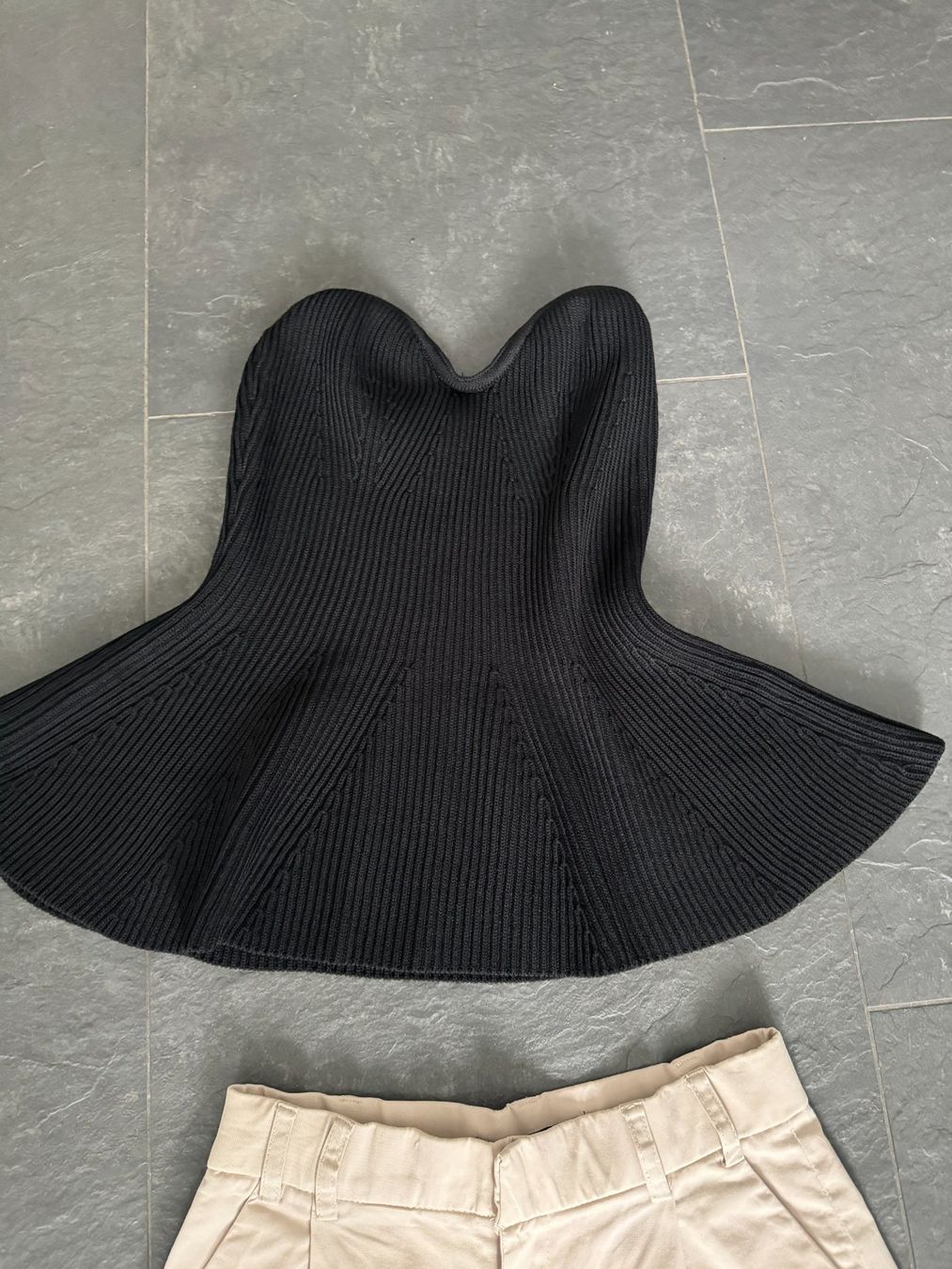 Kleiderpakete: 4 Stk. Damen Kleider Set Gr. 34 – Gebraucht aus Bonstetten von VCLS 1