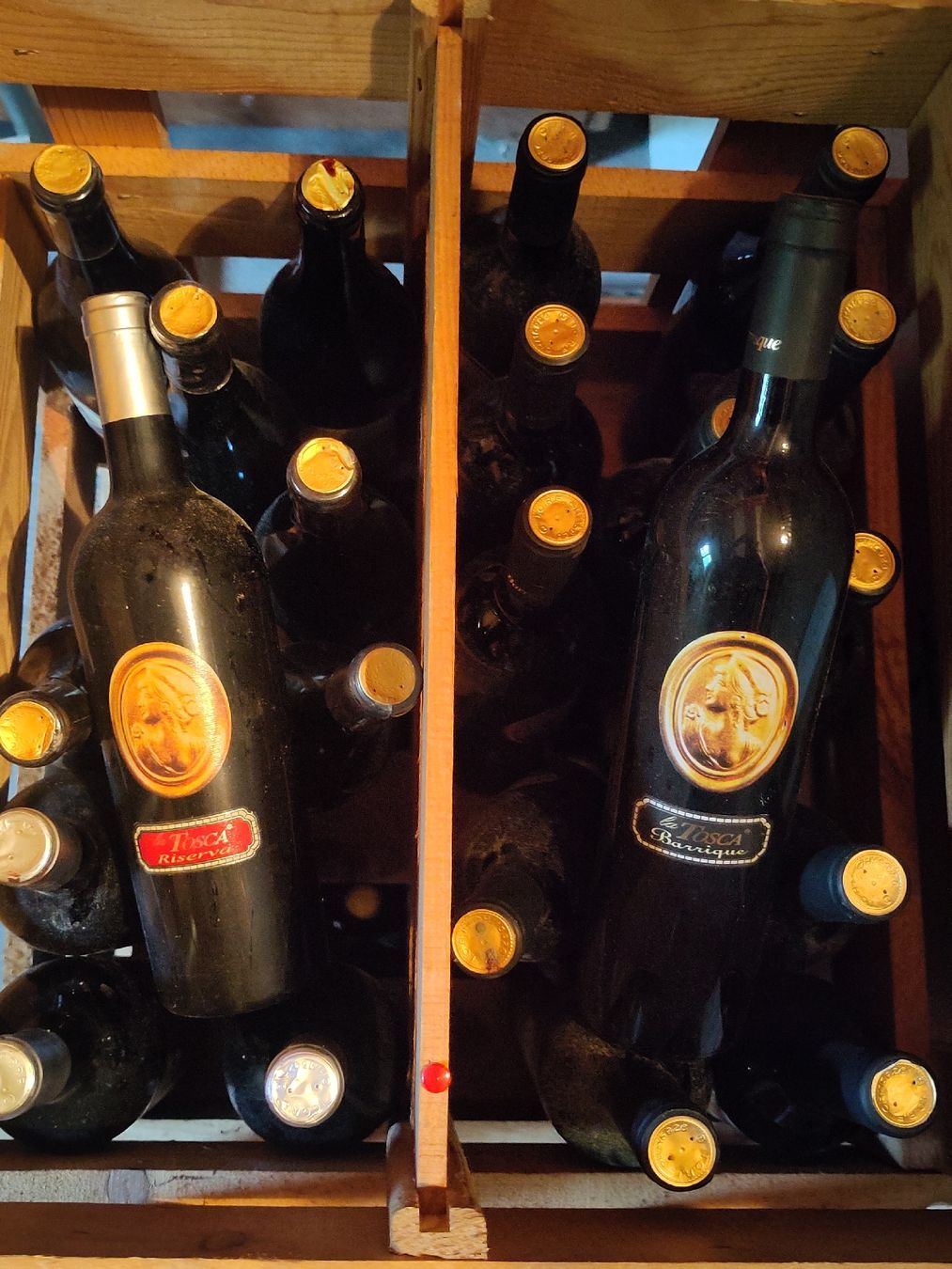 Vino: 48 Fl. "La Tosca" 2007 div. Sorten – Nuovo (secondo la descrizione) da Basel venduto da Morgenmuffel