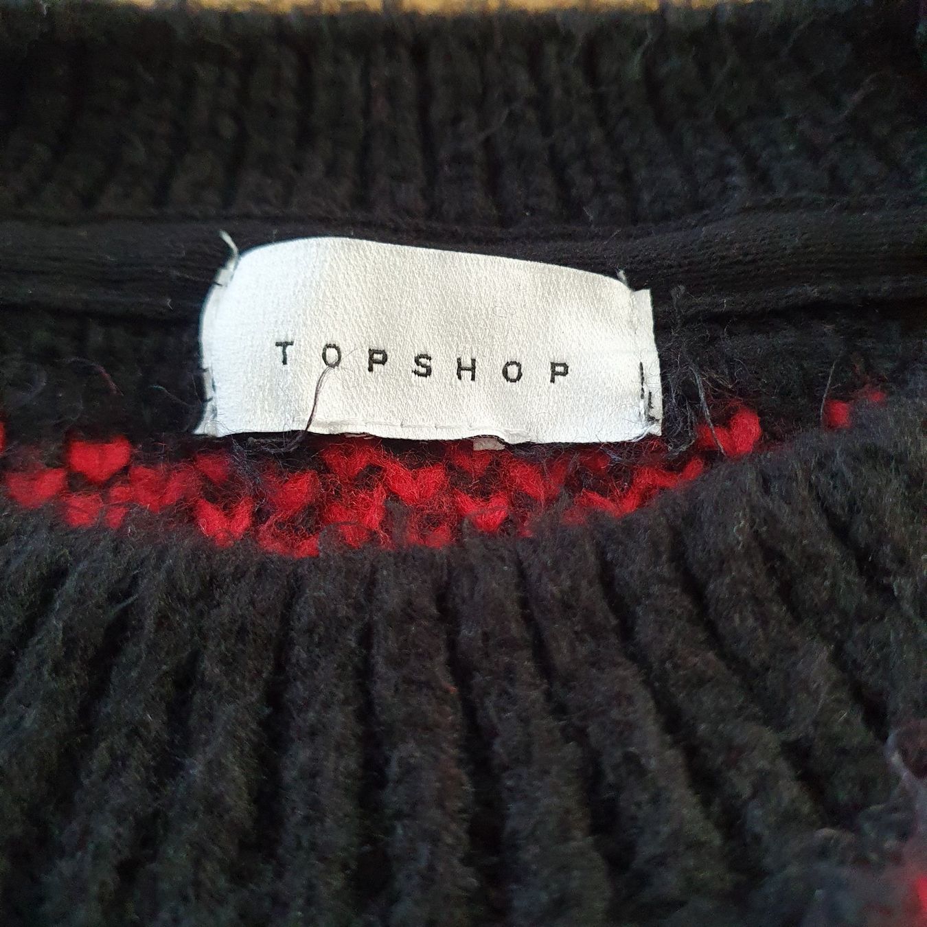 Maglioni & Felpe: Winterpullover schwarz-rot – Usato da Römerswil LU venduto da cfm_j789 3