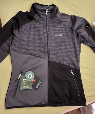 Magnifique jaquette polaire REGATA femme T40
