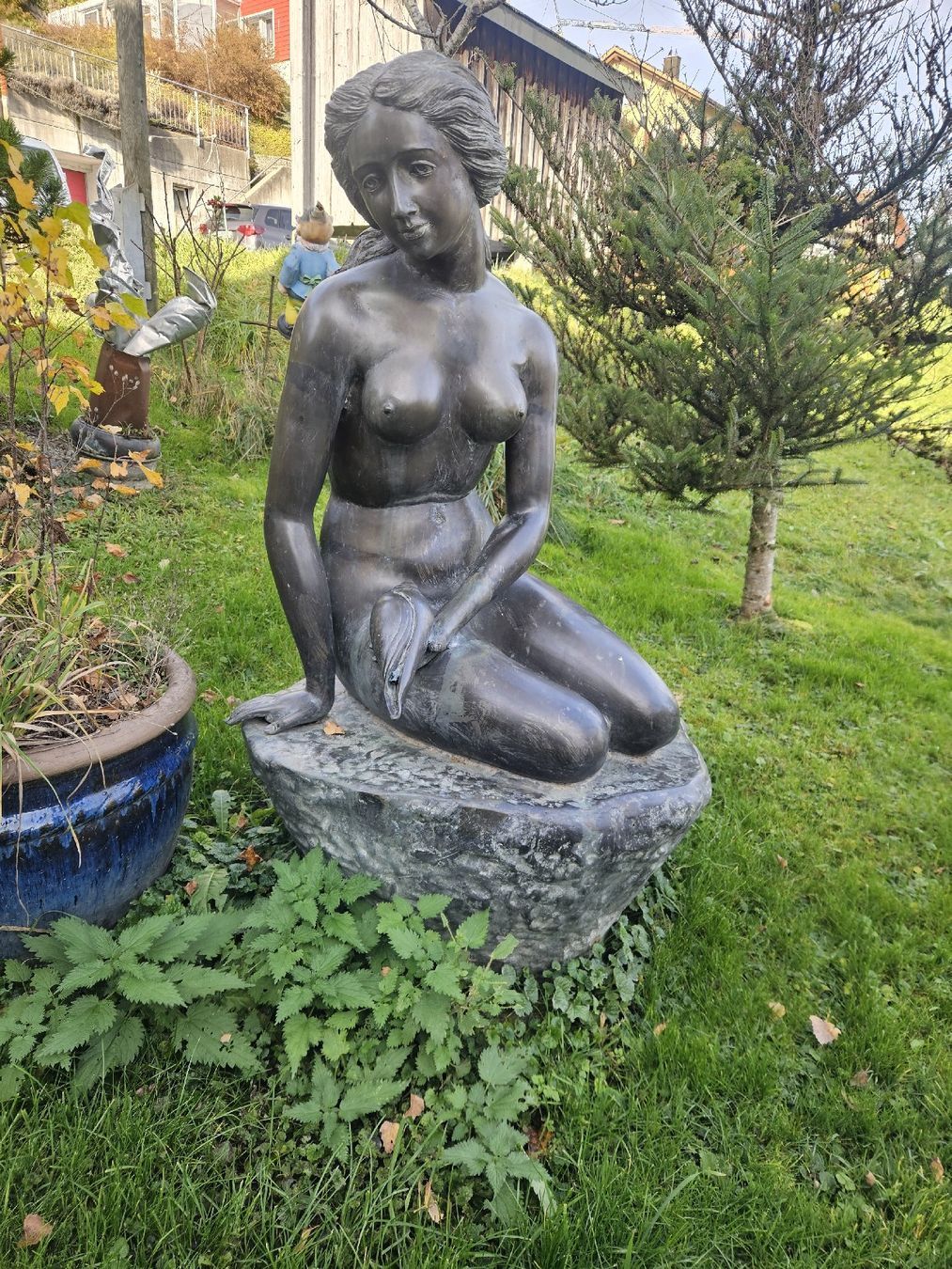 Sculptures & Statues: bronze skulptur akt – Défectueux à Schwellbrunn par Omega-alpha