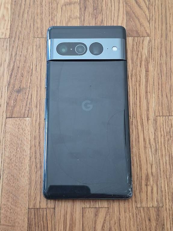 Google Telefoni cellulari / Smartphones: Google Pixel 7 Pro, 128 GB, Obsidian (Schwarz) – Usato da Zürich venduto da ludojad 2