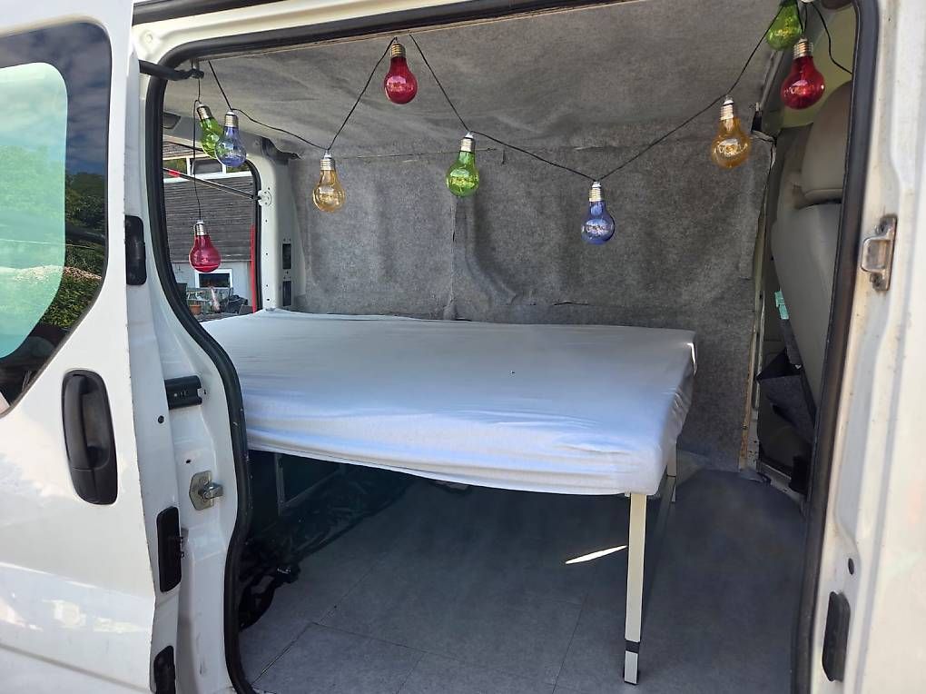 Veicoli da campeggio: Renault Campervan  – Usato da Winterthur venduto da werdelua 3