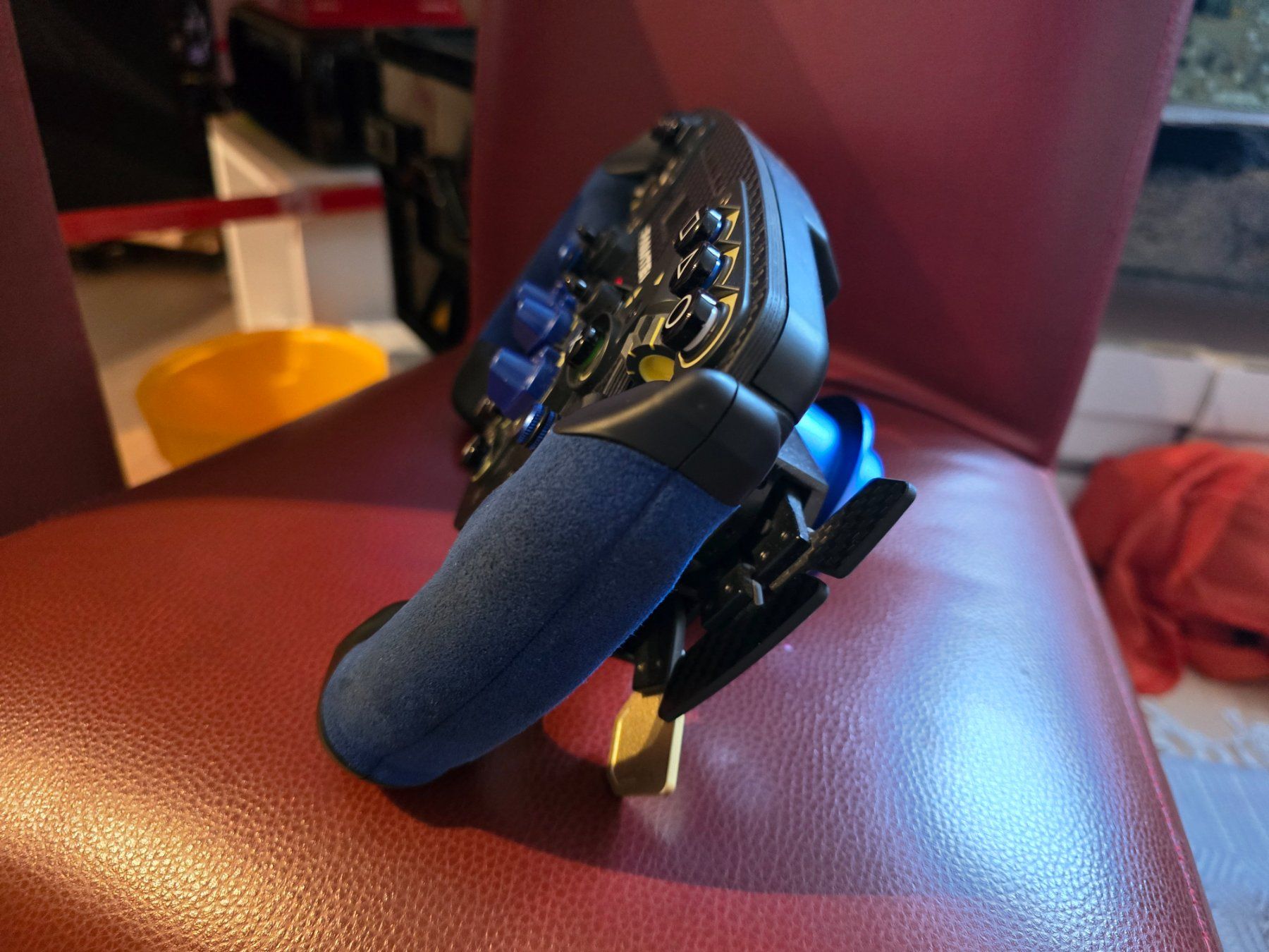 Fanatec Controller: Komplettes Sim Racing Setup: Fanatec, Next Level Racing, V3 – Usato da Widnau venduto da Khitomer_1983 1