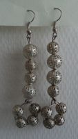 Boucles d'oreilles pendantes couleur argent
