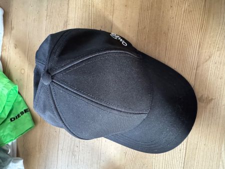 Casquette Oméga Caro