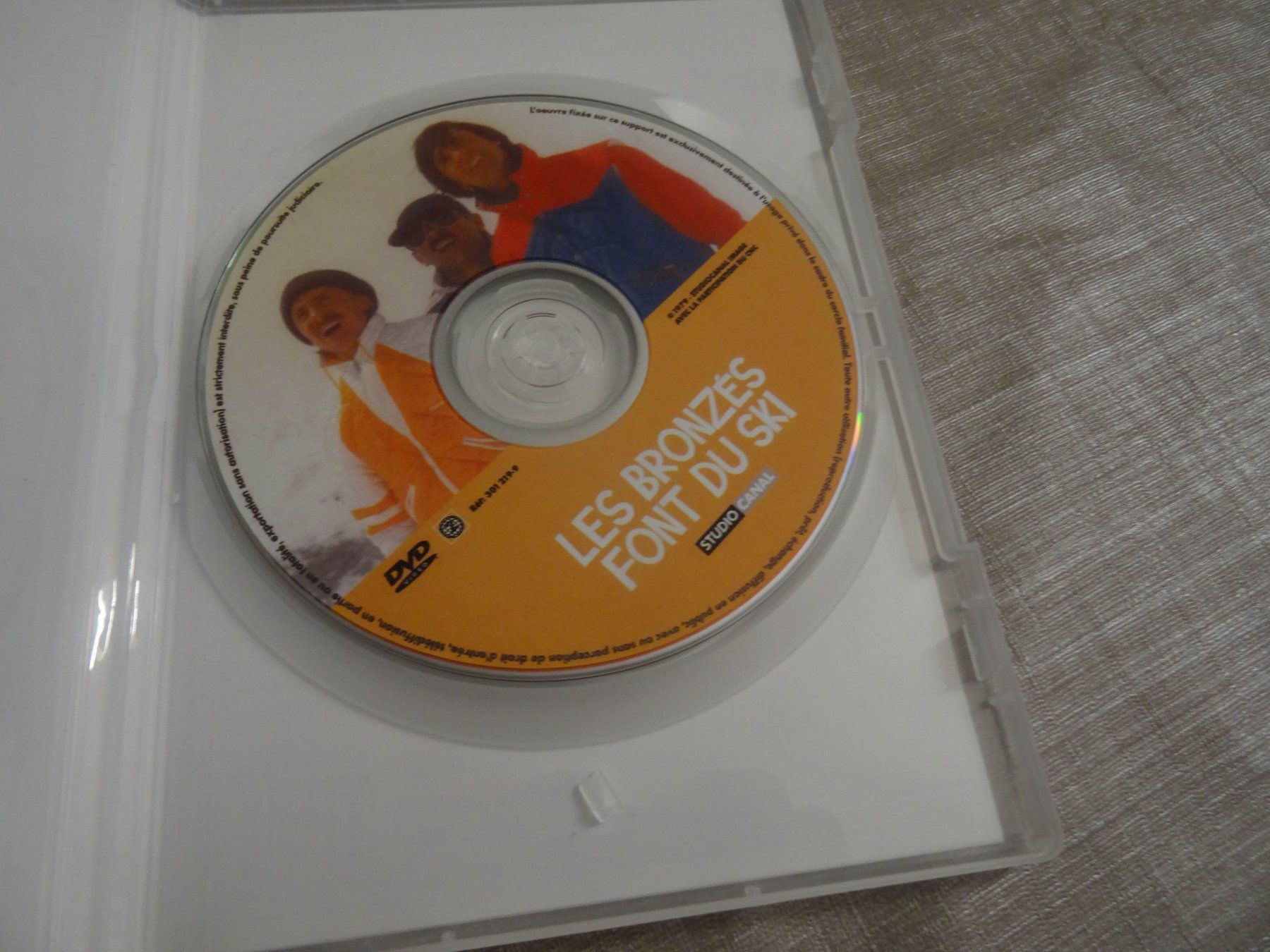 Tutti i DVDs: DVD "Les Bronzés font du ski"  FRANZÖSISCH / ENGLISCH – Usato da Olten venduto da Disc-Verkauf 1