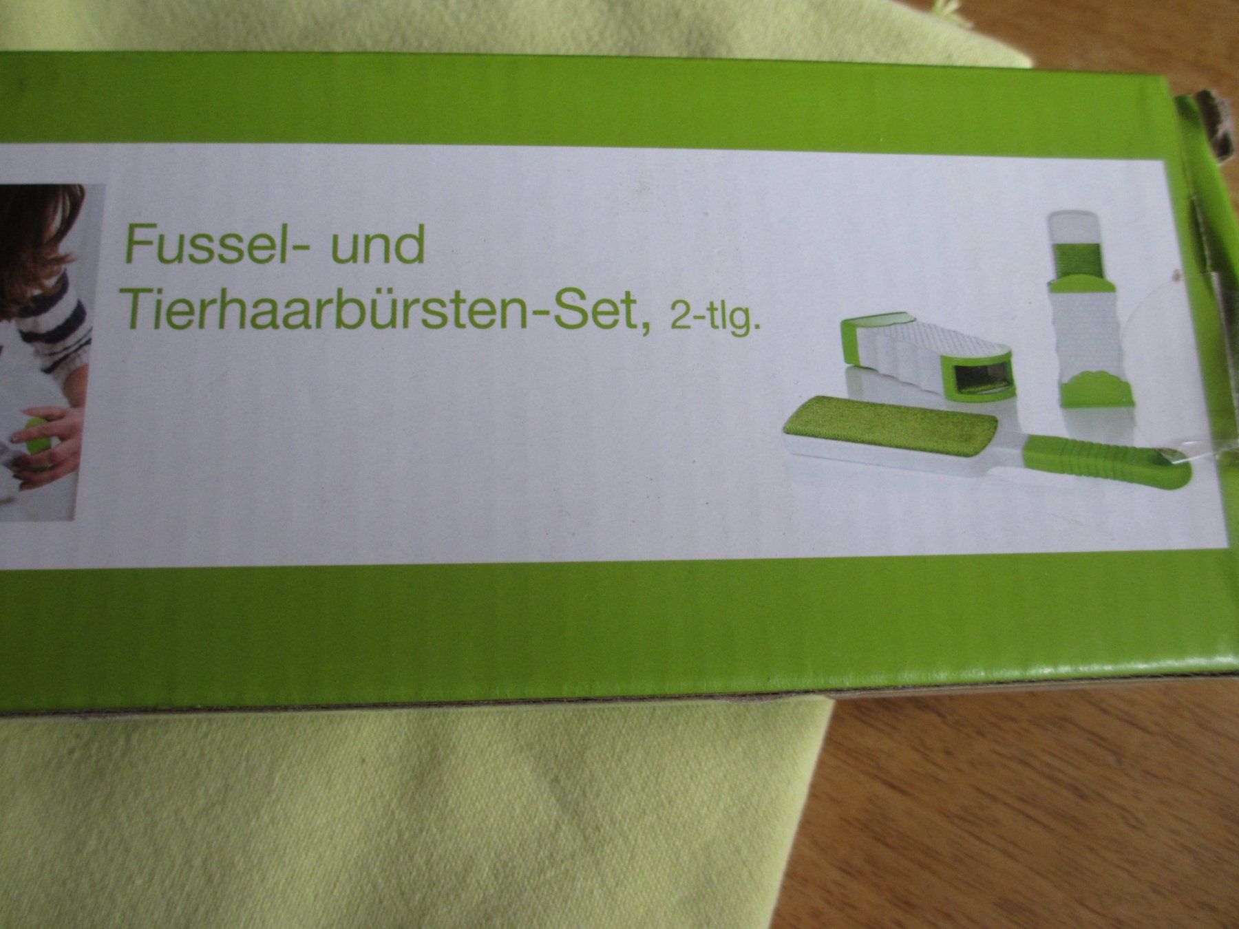 Altro per la casa: Fusselbürste Tierhaarbürste, neu – Nuovo (secondo la descrizione) da Herisau venduto da fan_h9qj 2