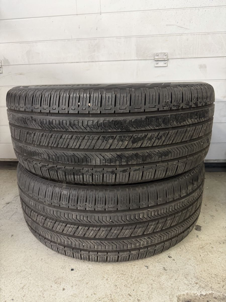 Pneumatici & Ruote complete: 275/45 R22 Continental M+S  2x – Usato da Reichenburg venduto da Bes_81