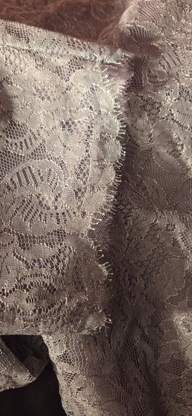 Valentino Pantaloni: Hose aus Spitze VALENTINO Gr.40 – Nuovo e nell'imballaggio originale da Wettswil venduto da doe_x6nz 5