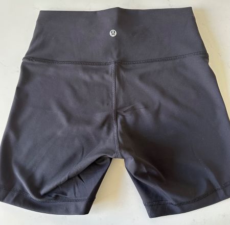 Lululemon Align High Rise Shorts grey US8/M LIKE NEW