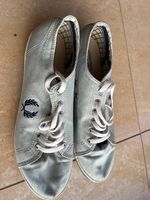 Fred Perry canvas plimsolls (size 42-42,5)