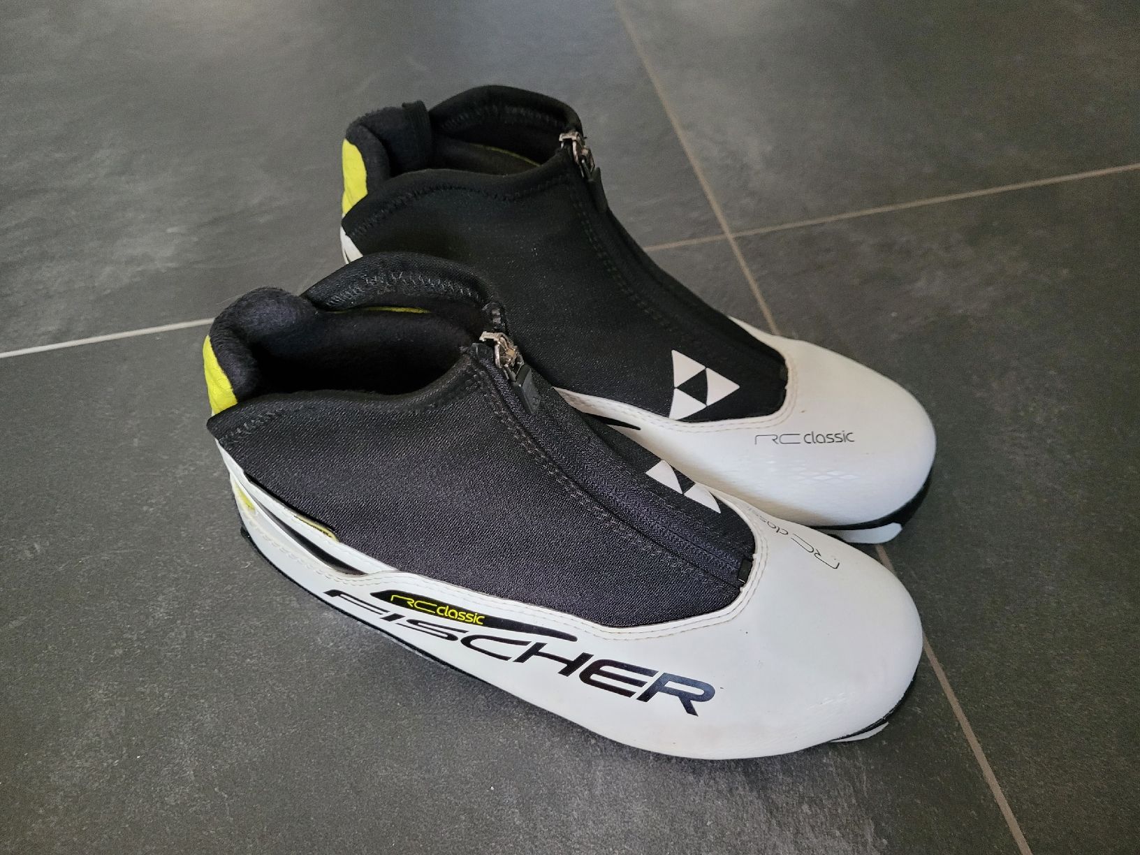 Fischer Herrenschuhe: Fischer RC classic Gr.38, Langlaufschuhe – Gebraucht aus Münchenbuchsee von Grundel74