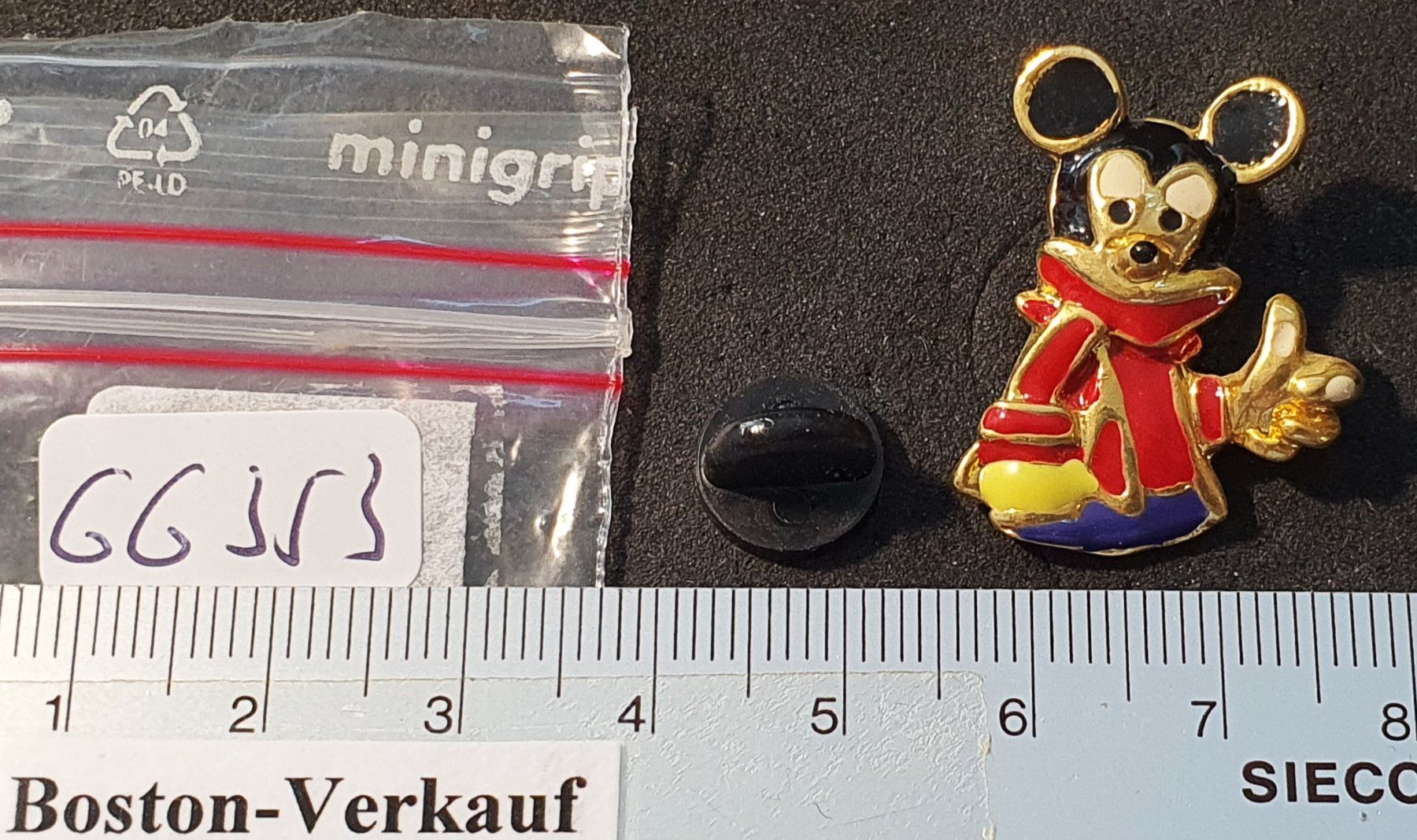 Disney Placchette & Badge: GG353 - 3D Pin Mickey Mouse – Usato da Reinach BL venduto da Boston-Verkauf 3