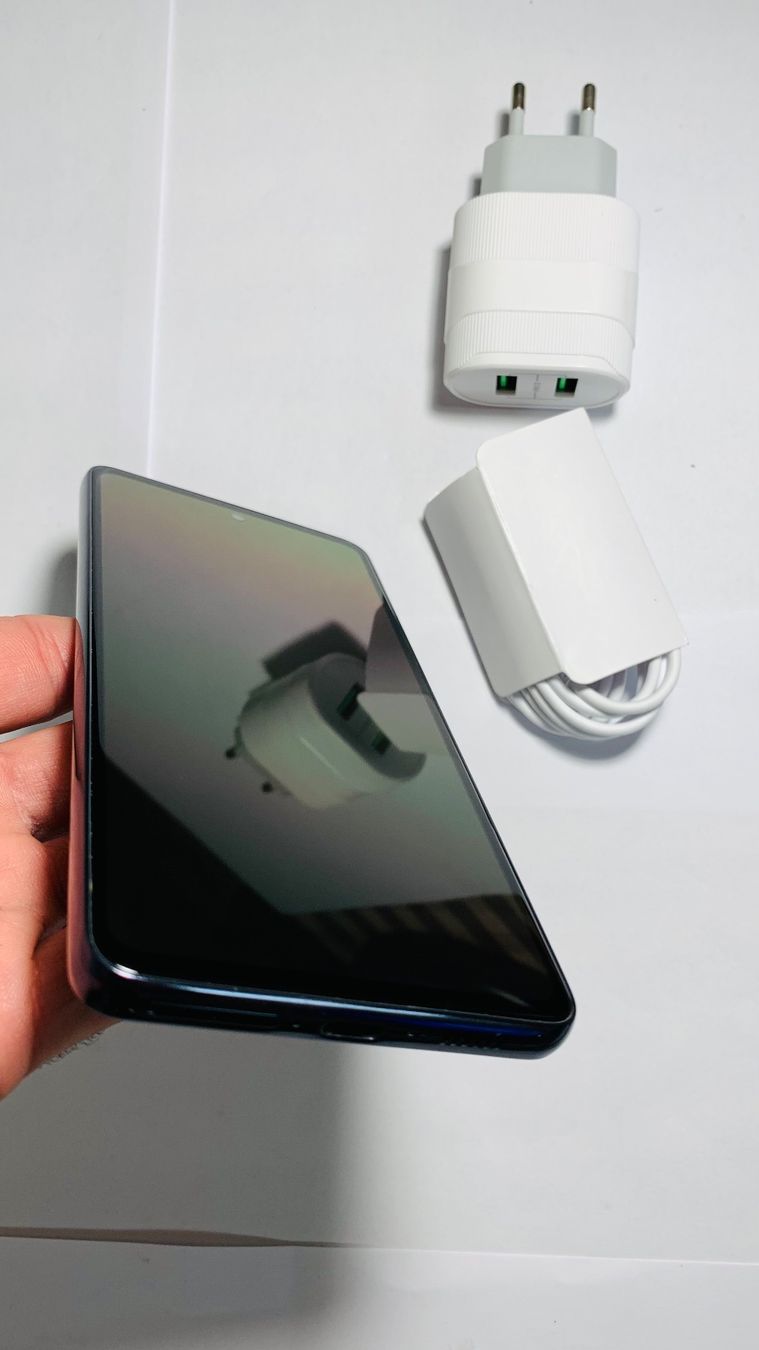 Samsung Telefoni cellulari / Smartphones: Samsung Galaxy A53 / 5G (128GB) – Usato da Luzern venduto da Waince786 4