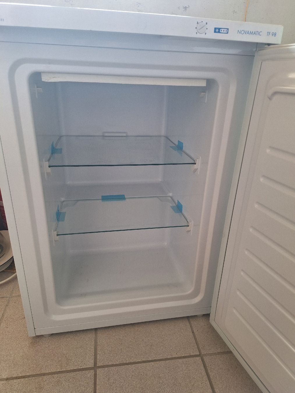 Novamatic Congelatori: Gefriertruhe Novamatic TF 98 – Usato da Nennigkofen venduto da mir_8fzn 2
