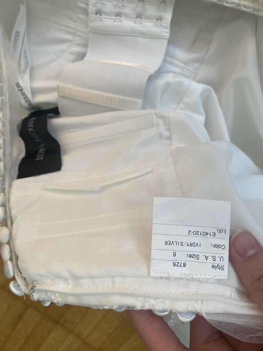 Vestiti: Traumhaftes Brautkleid mit Perlen Gr. 36 – Usato da Wittenbach venduto da Kalt_K90 4