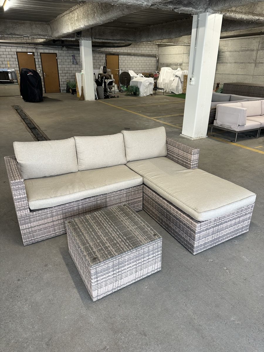 Divani: Gartenlounge Rattan 3-tlg Gartenmöbel – Usato da Steinach venduto da EvAy_Trade_2023
